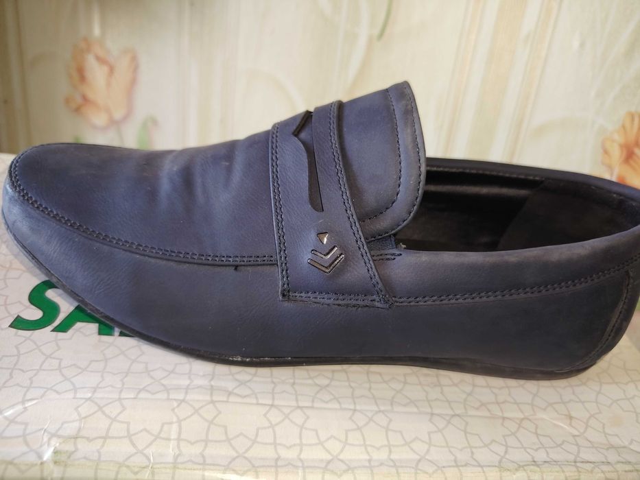 Продаются туфли на мальчика