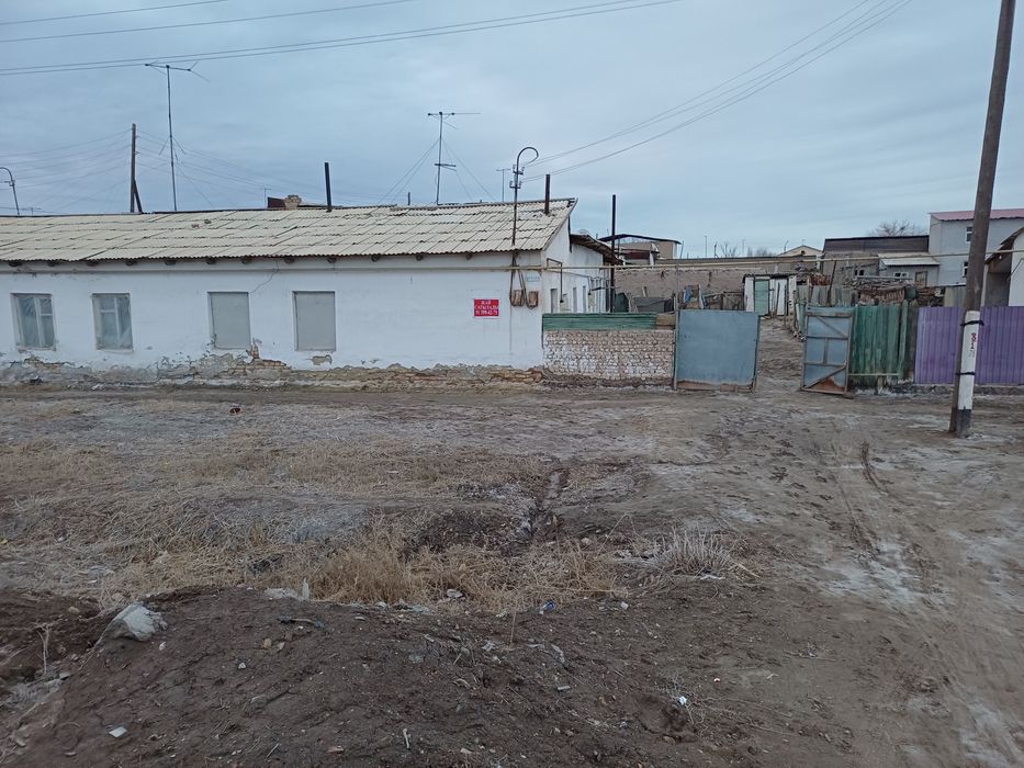 Жолдын бойындагы жай сатылады