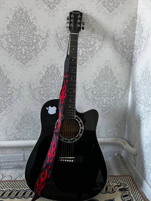 Отдам бесплатно гитару