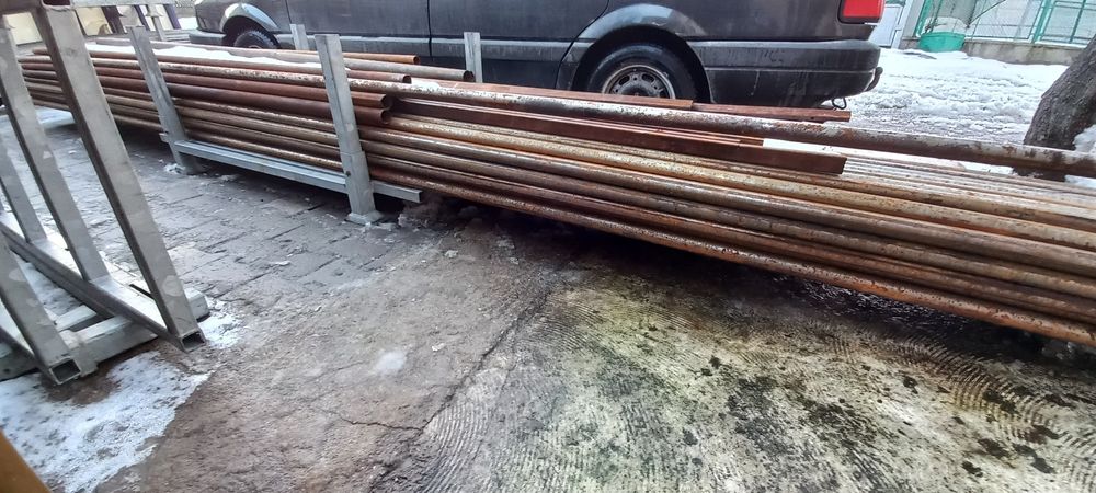 Черни тръби Ф 42, 5 метра дължина.