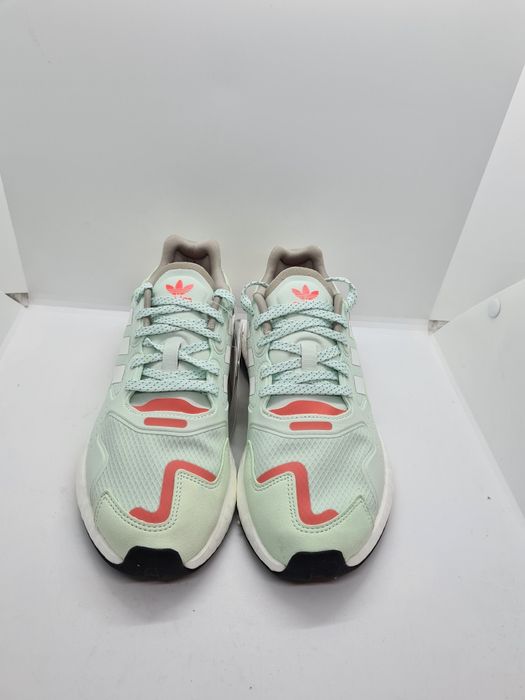 Adidas Day Jogger Boost FW4829 nr. 36,37 1/3