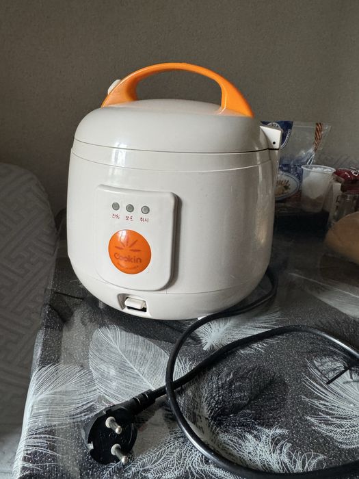 Продам рисоварку cookin