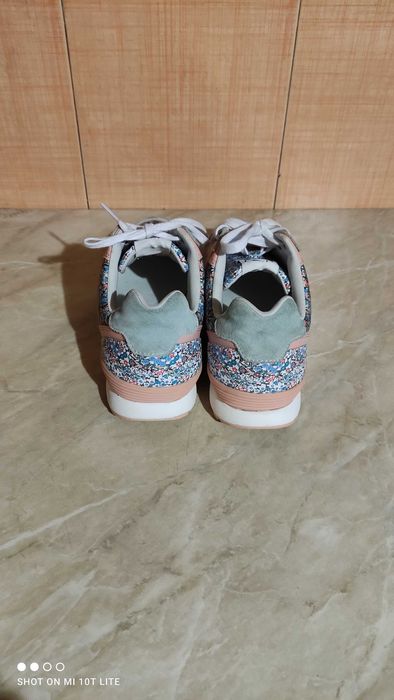 Ted Baker дамски маратонки естествен велур и плат- н.40