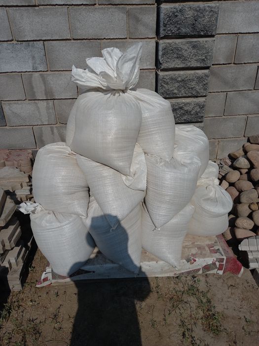 Продам отсев мытый в мешках.