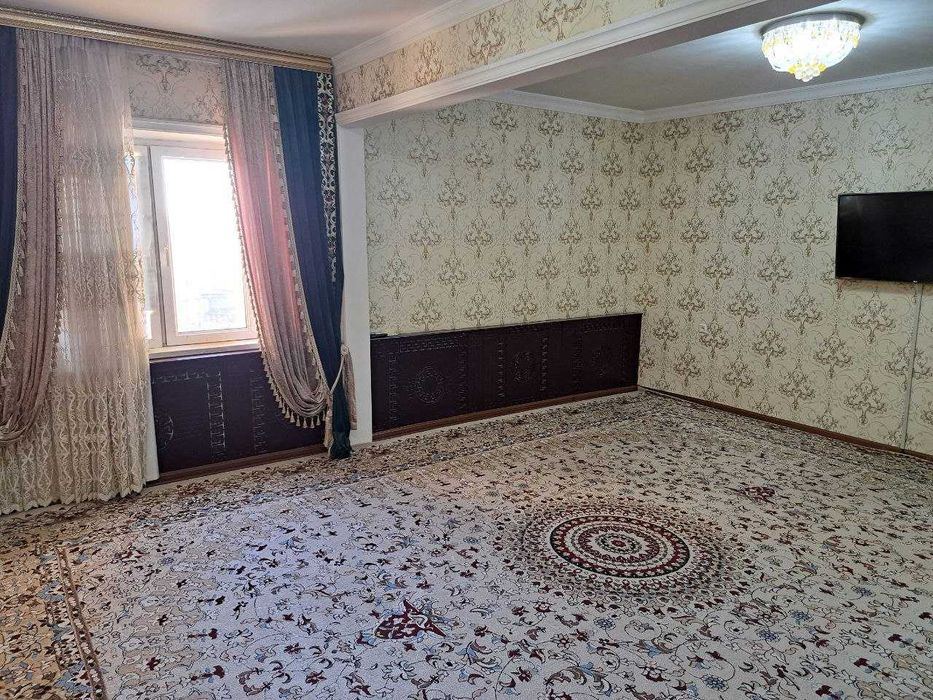 4-комнатная квартира, Юнусабад 14 квартал (Срочно, торг на месте)