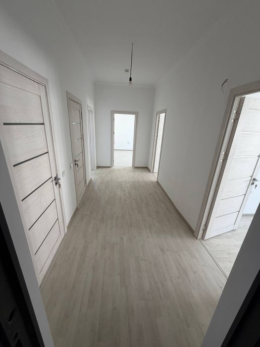 Продается 3-х комнатная квартира в Яшнабадском районе мах. Олмос