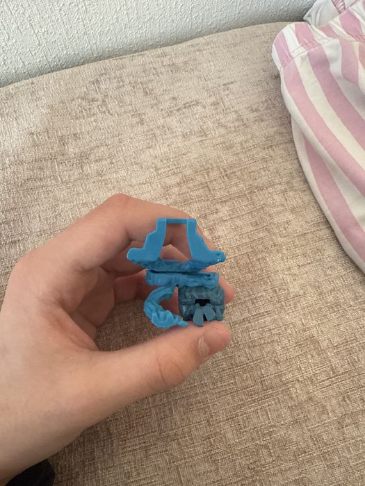 Фигурки очень странные дела