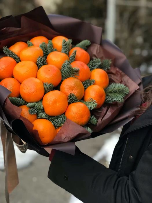Свежий букет из мандаринов