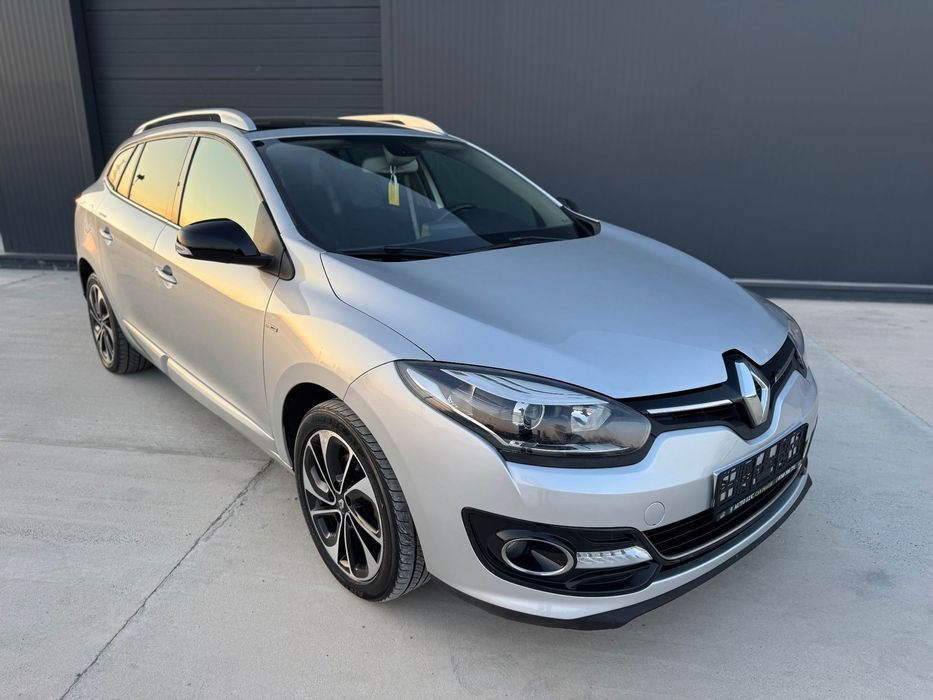 Renault Megane Facelift BOSE 2015 1.5dci 110CP Euro5 Panorama Piele recent adusa