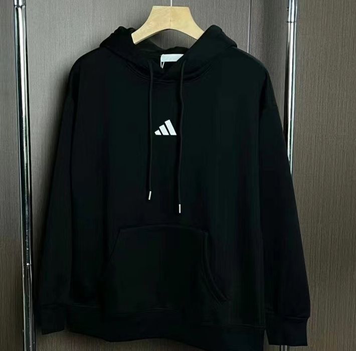 Толстовка с капюшоном