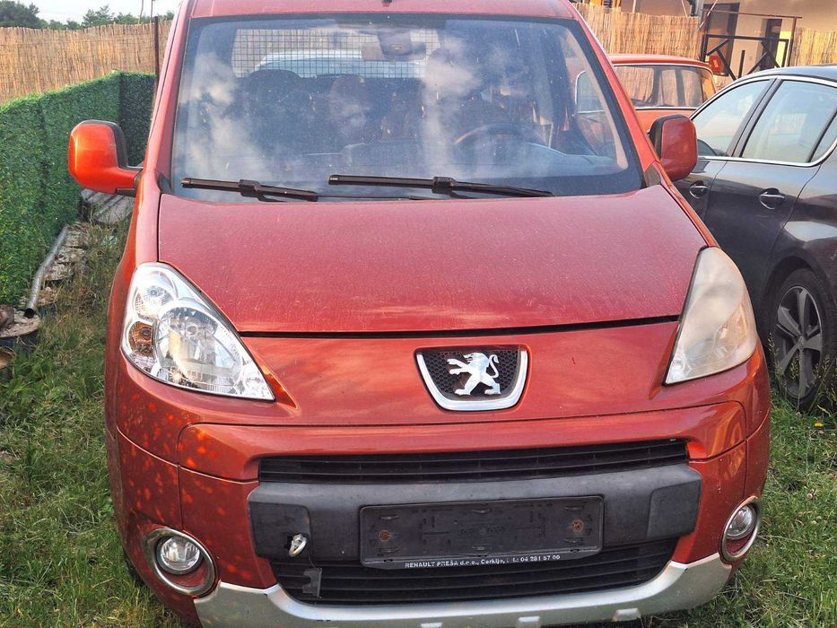 Peugeot Partner 1.6HDI 16v на части - Пежо Партнер Berlingo Берлинго