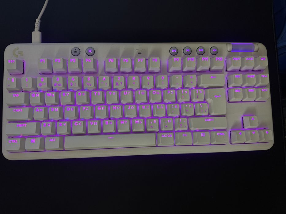 Клавиатура Logitech g713