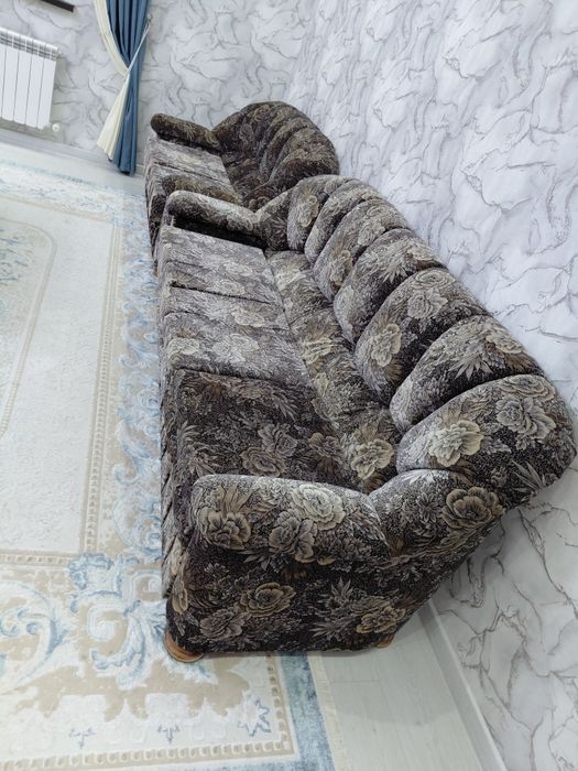 Продается диван б/у
