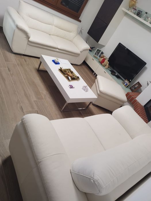 Set canapele piele ecologica