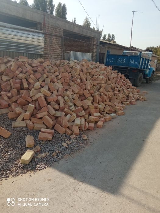 Сифатли пишган ва хом гиштлар