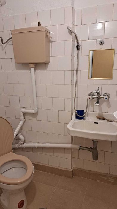 Дава се под наем Едностаен апартамент в Стара Загора, Център - 31 кв.м за 204 € - Снимка #9