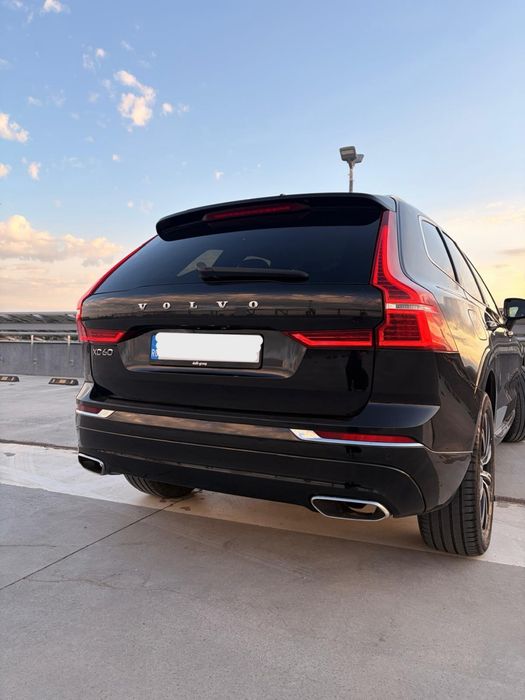Volvo XC60 D5 AWD Inscription 235CP – Bowers & Wilkins