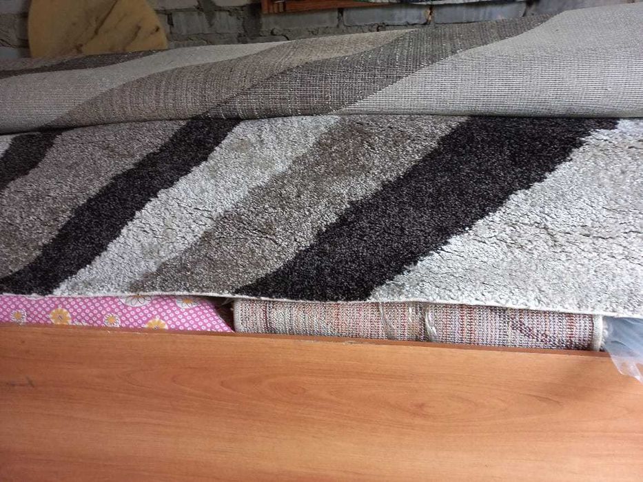 Продам новый ковер