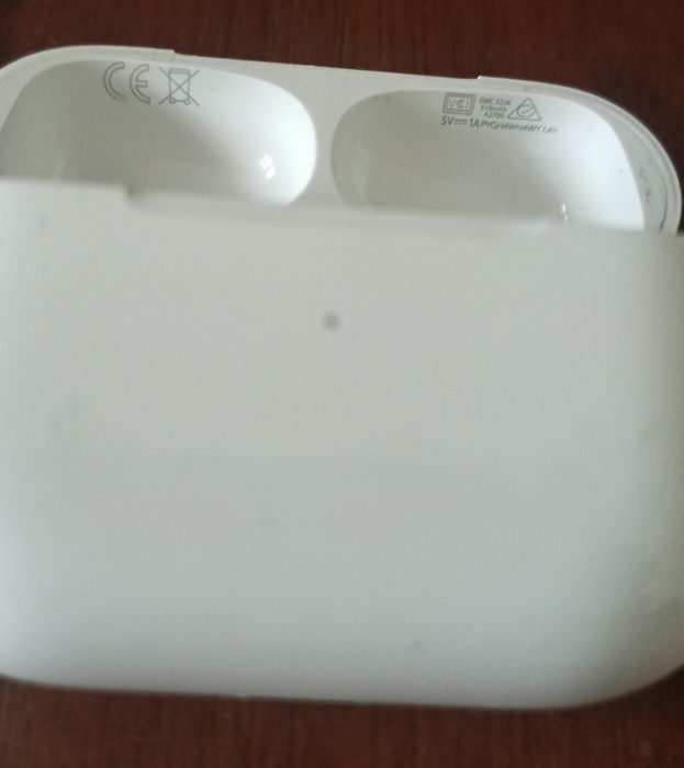 Кейс airpods б/у