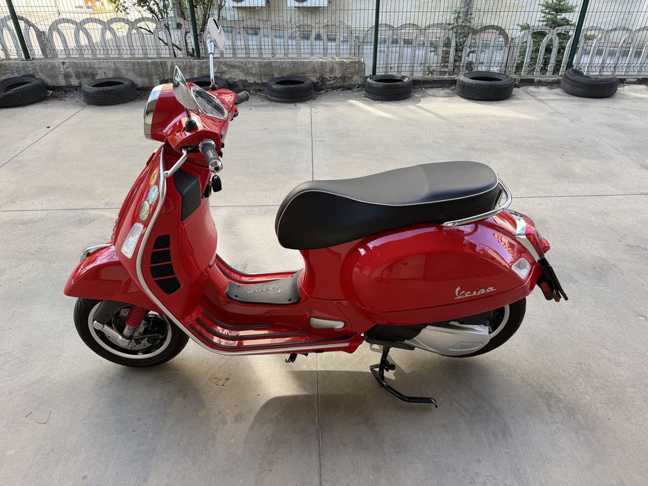 Vespa GTS Super 300