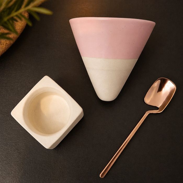 Vand set 2 cesti conice de cafea, ceramica 130 ml