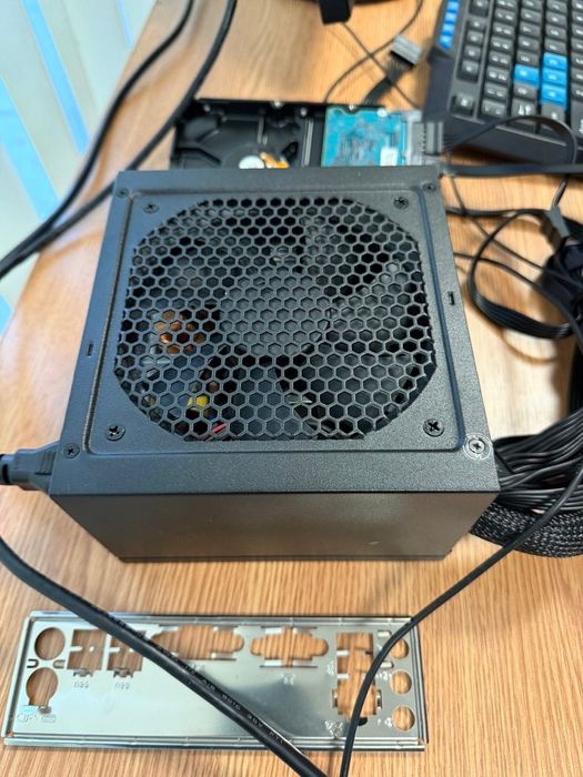 Sursa  Seasonic B12 Bg 550