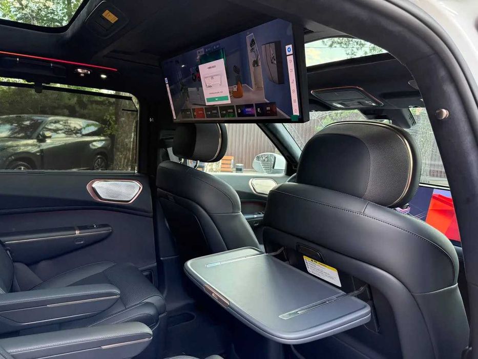 Lynk&Co 900 под заказ