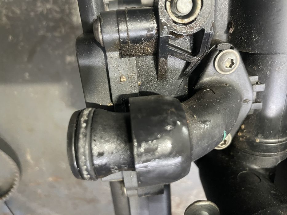 Насос VAG 06L121600D