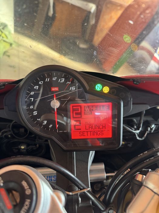 Aprilia rsv4 Factory APRC