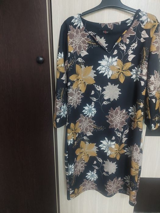 Rochie florala marimea M