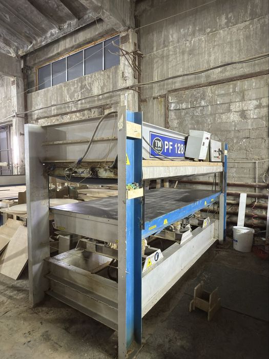 Продам горячий пресс 3000х1300