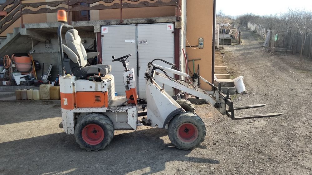 Bob Kat de inchiriattat