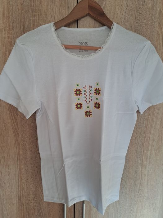 Тениска с шевица