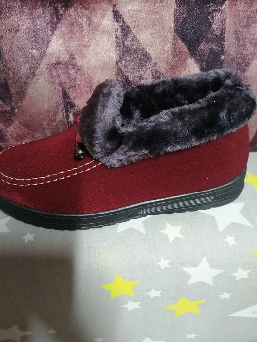 Продам женские ботинки-тапочки