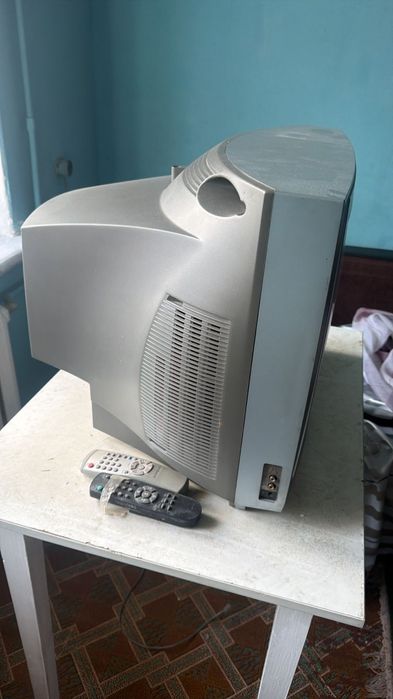 Продам телевизор