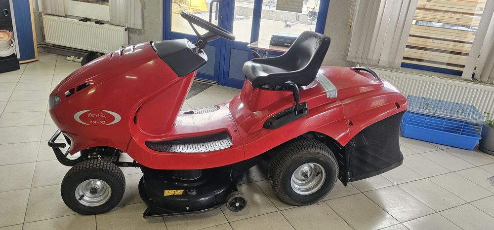 Тракторна косачка Briggs 16к.с 102см