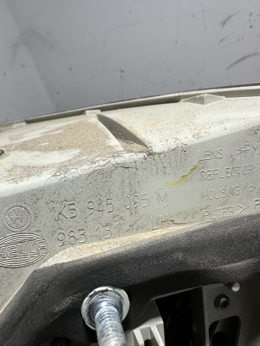 Lampa stop stanga spate Volkswagen Vw jetta 2004-2010 1K5945095M