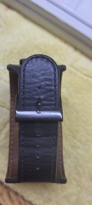 Продаётся  необичные часы GUESS кварц!