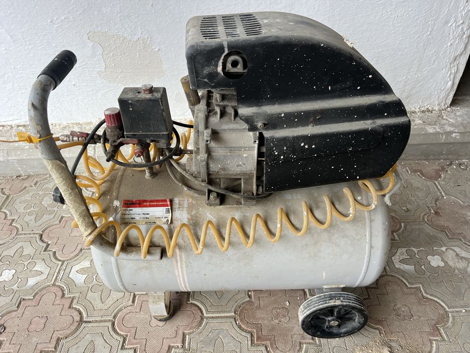 Воздушный компрессор