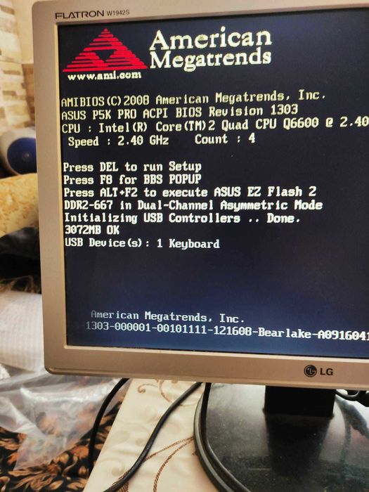 monitor LCD 19 inch,