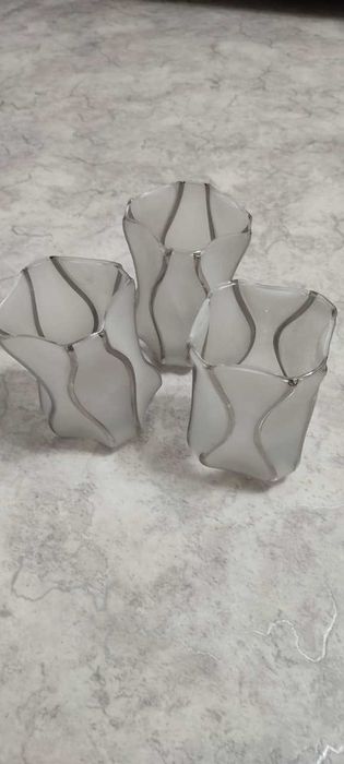 Люстра трехрожковая