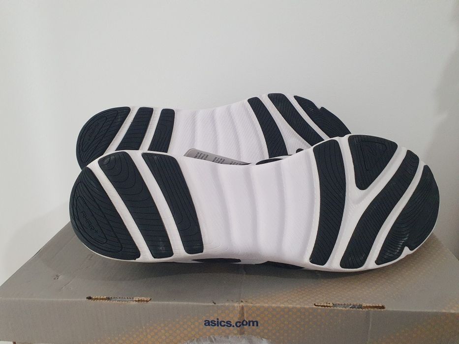 Маратонки за натурално  бягане Asics Supersen 80