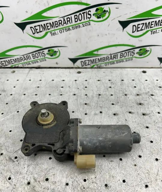 Motoras macara geam fata stanga 676283620630 676283620630 BMW Seria 3