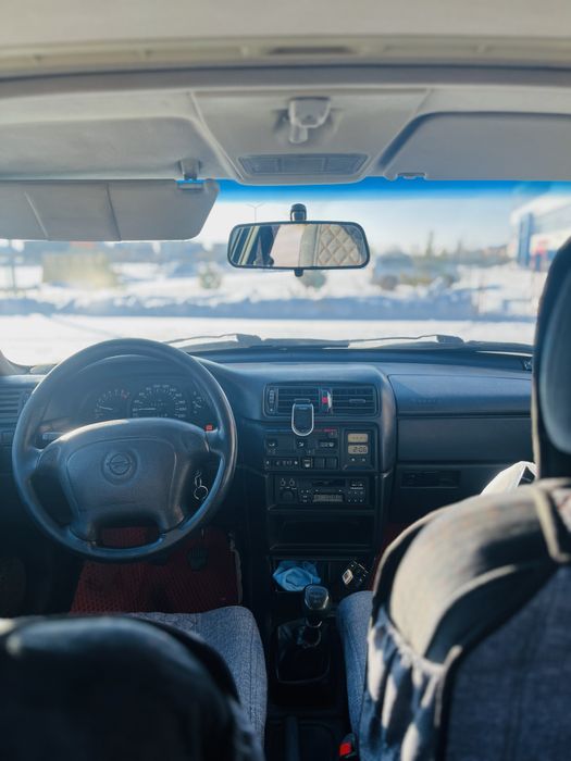 Продам Опель Вектру А