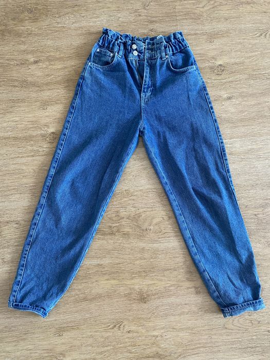 Джинсы продам новые