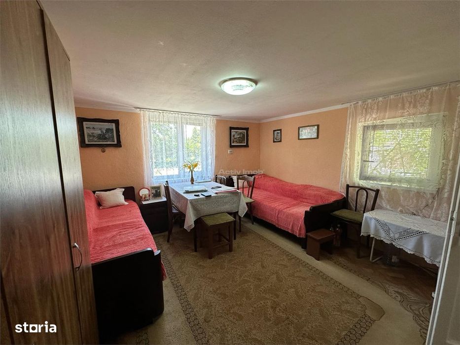 Casa Cocheta, Locuibila imediat,  cu Gradina si Curte,1500mp., Com.Bir