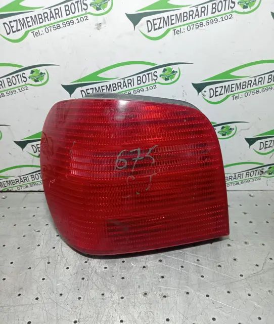 Lampa / Tripla stop stanga pe aripa Volkswagen VW Polo 2000