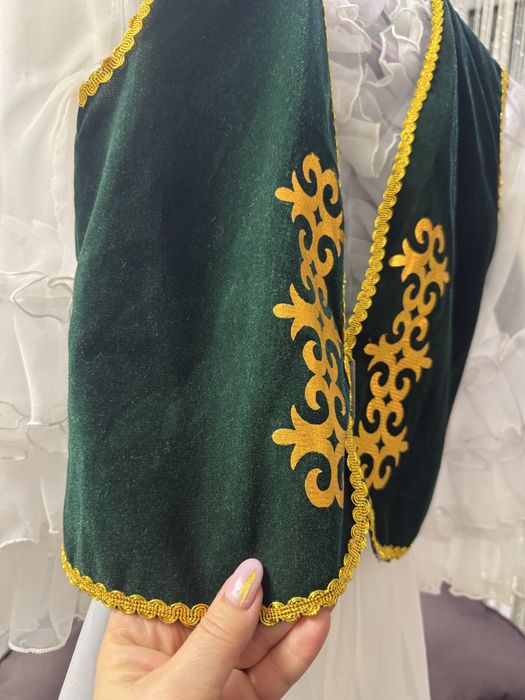 Национальное платье. 38 р.