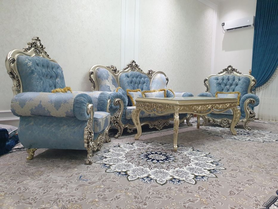 Shoxona mebellar ishlab chiqaruvchidan.