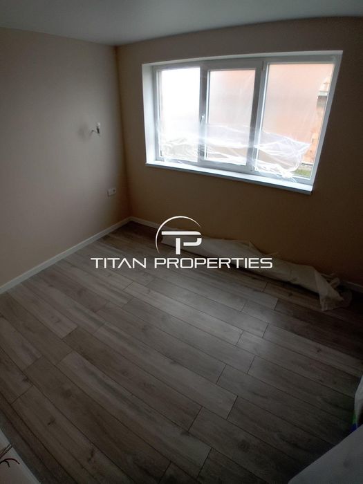 Двуетажна Къща, за продажба, кв. Сарафово